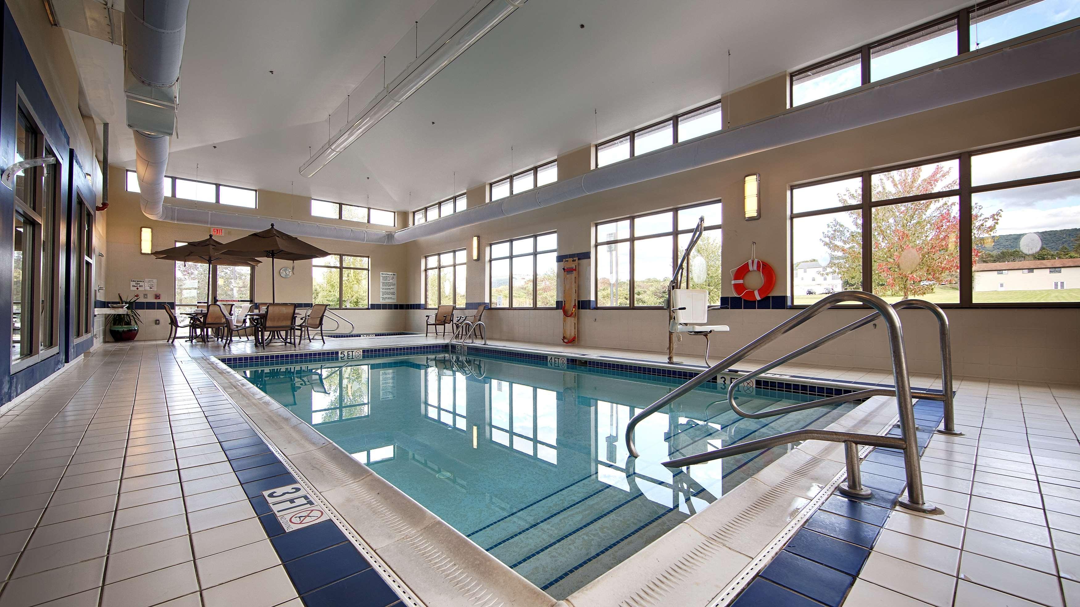 Best Western Plus University Park Inn & Suites State College Extérieur photo