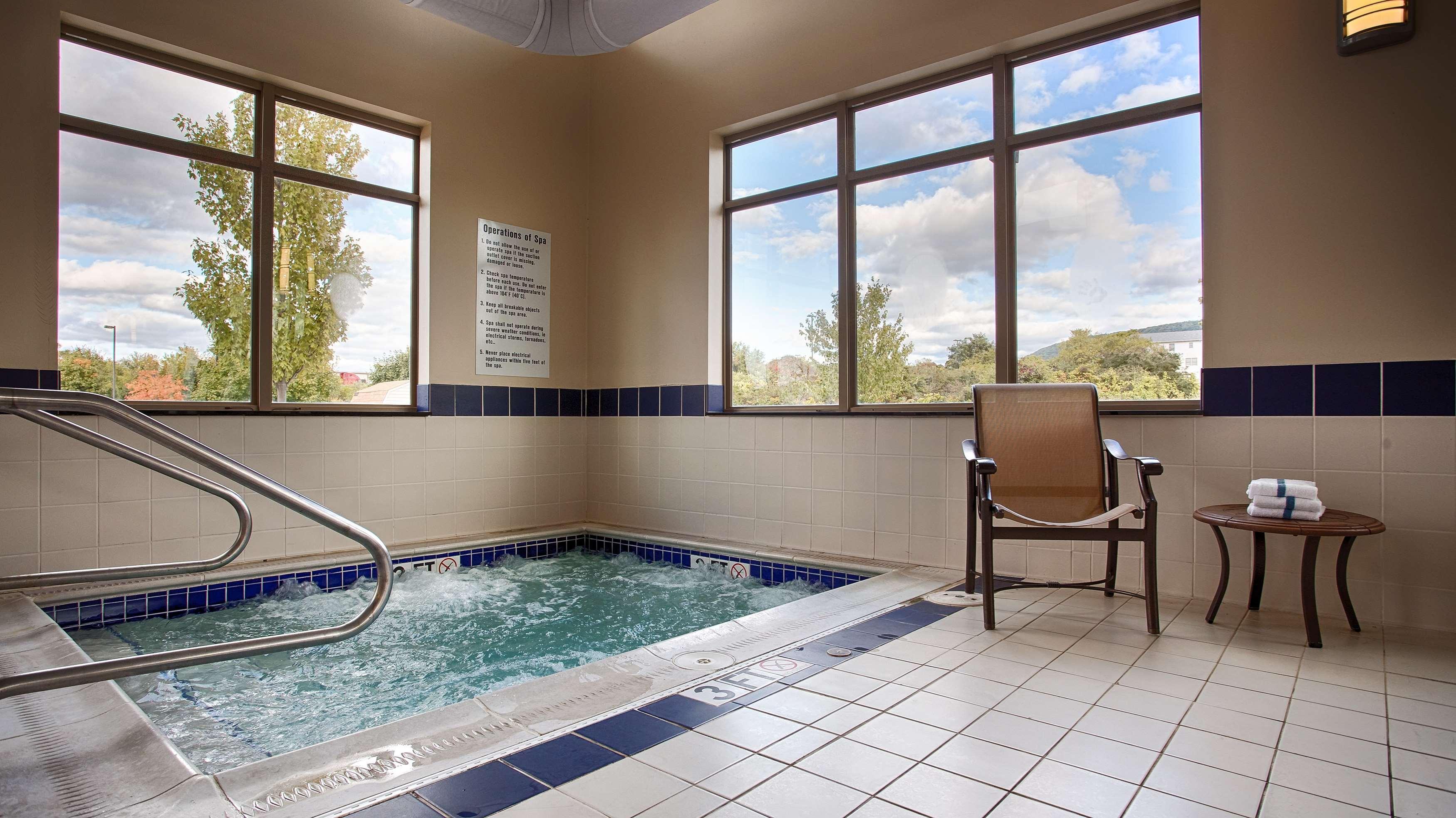 Best Western Plus University Park Inn & Suites State College Extérieur photo