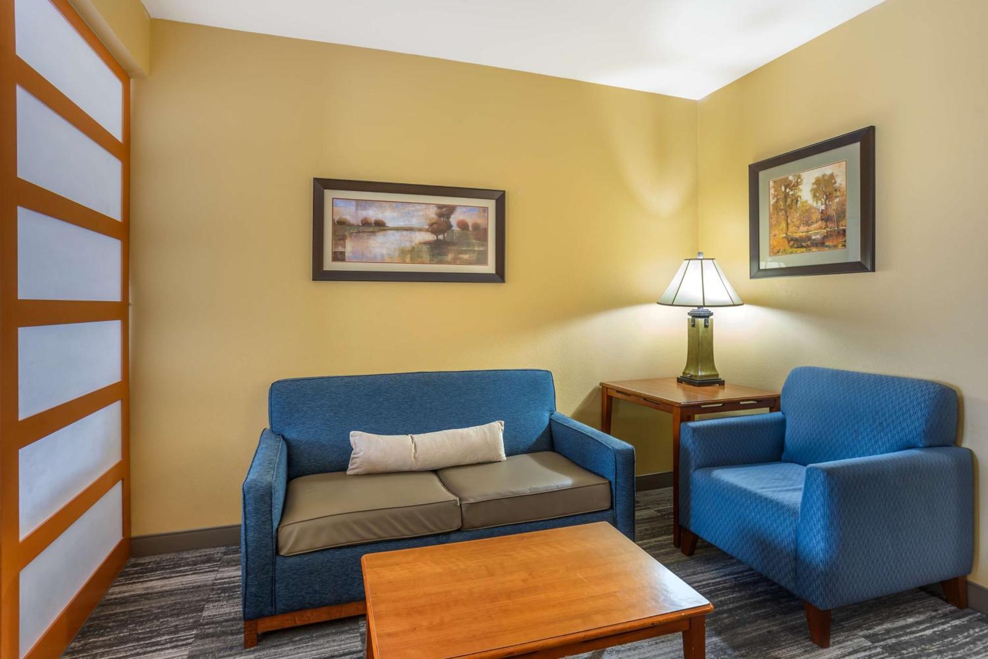 Best Western Plus University Park Inn & Suites State College Extérieur photo