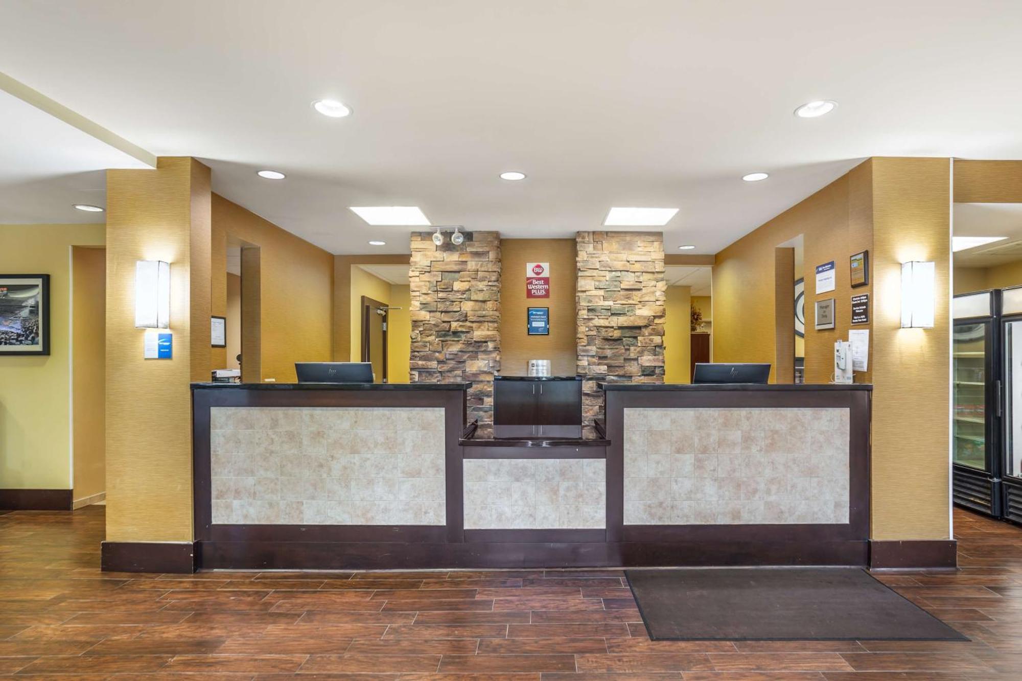 Best Western Plus University Park Inn & Suites State College Extérieur photo