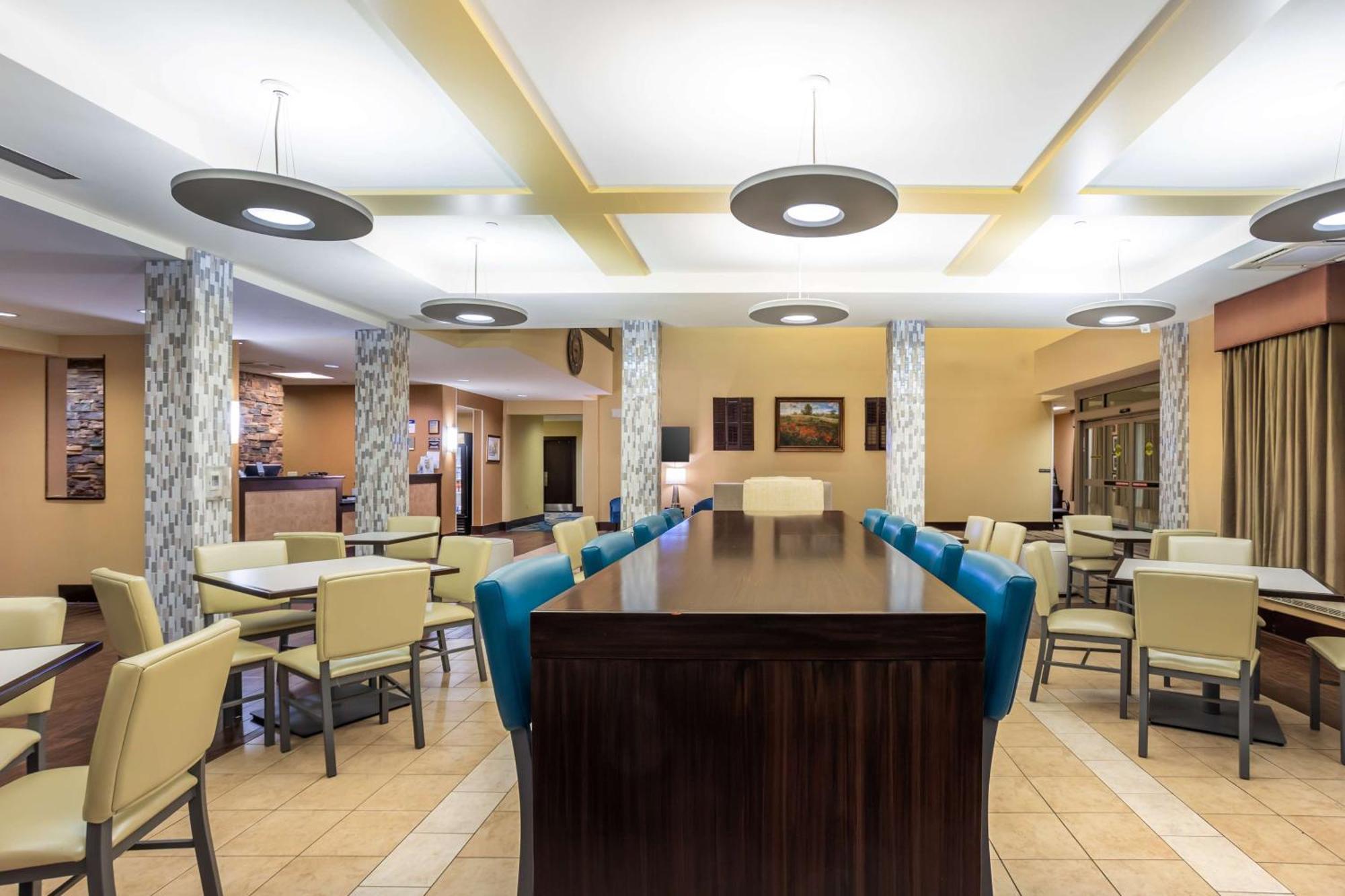 Best Western Plus University Park Inn & Suites State College Extérieur photo