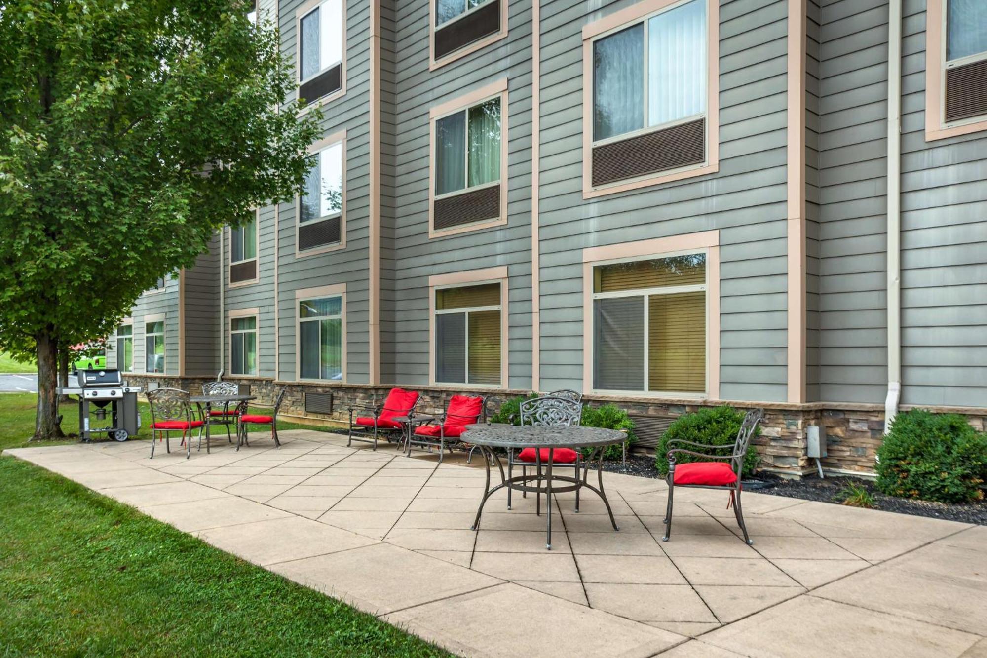 Best Western Plus University Park Inn & Suites State College Extérieur photo