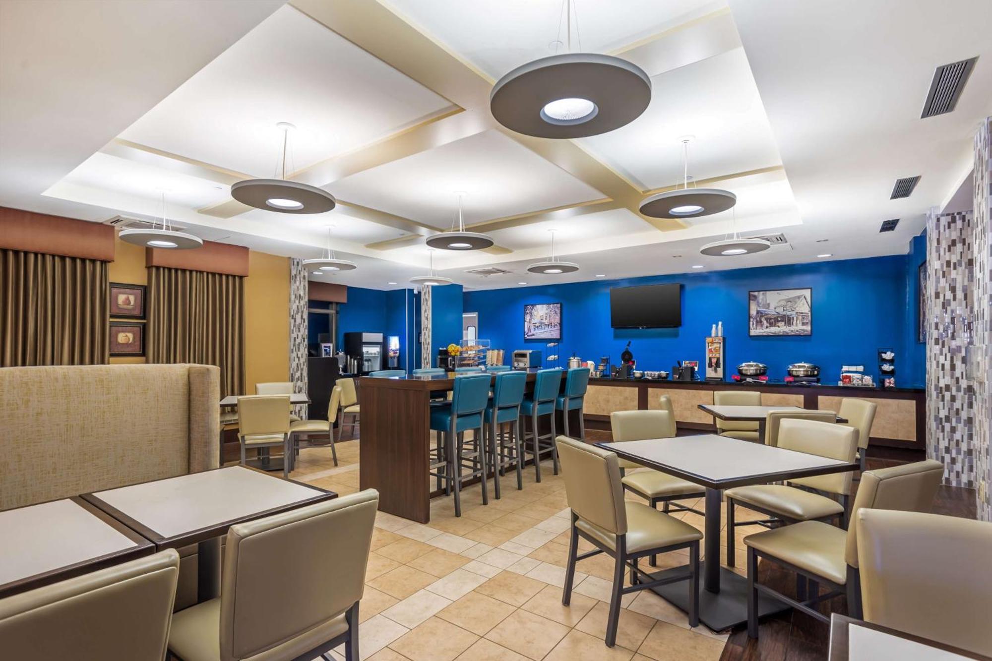 Best Western Plus University Park Inn & Suites State College Extérieur photo