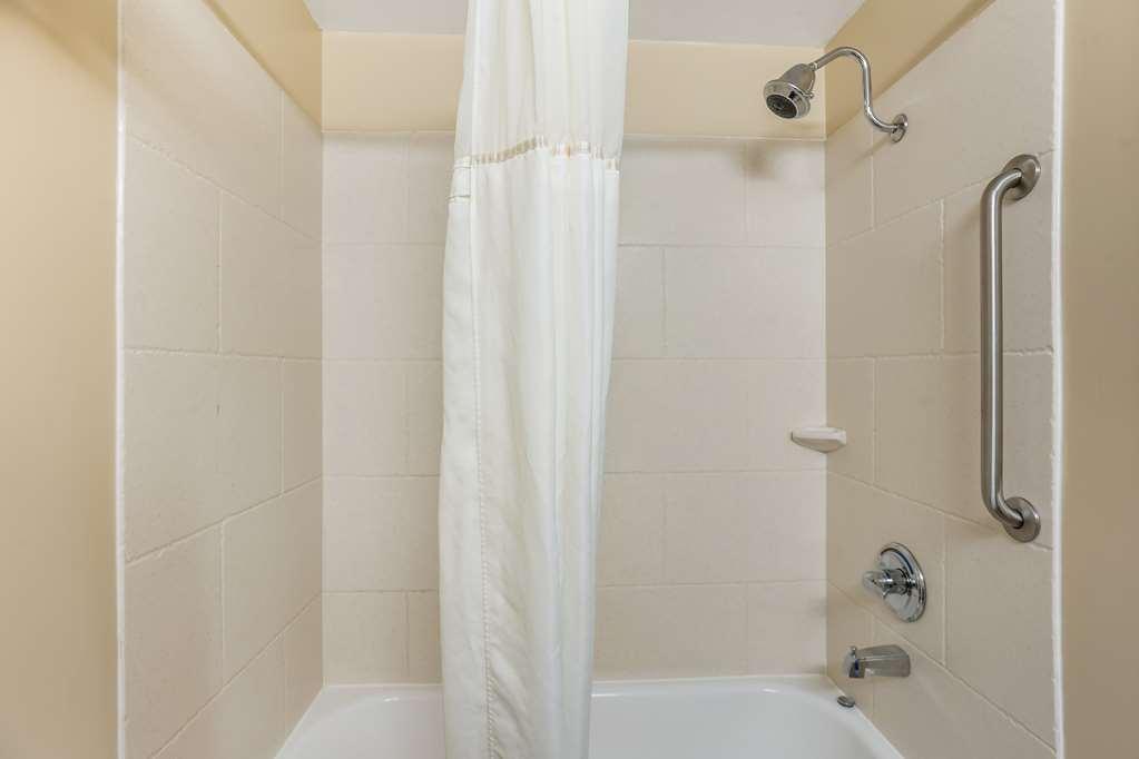 Best Western Plus University Park Inn & Suites State College Chambre photo