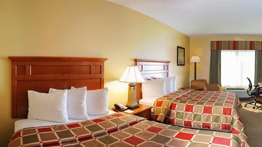 Best Western Plus University Park Inn & Suites State College Extérieur photo