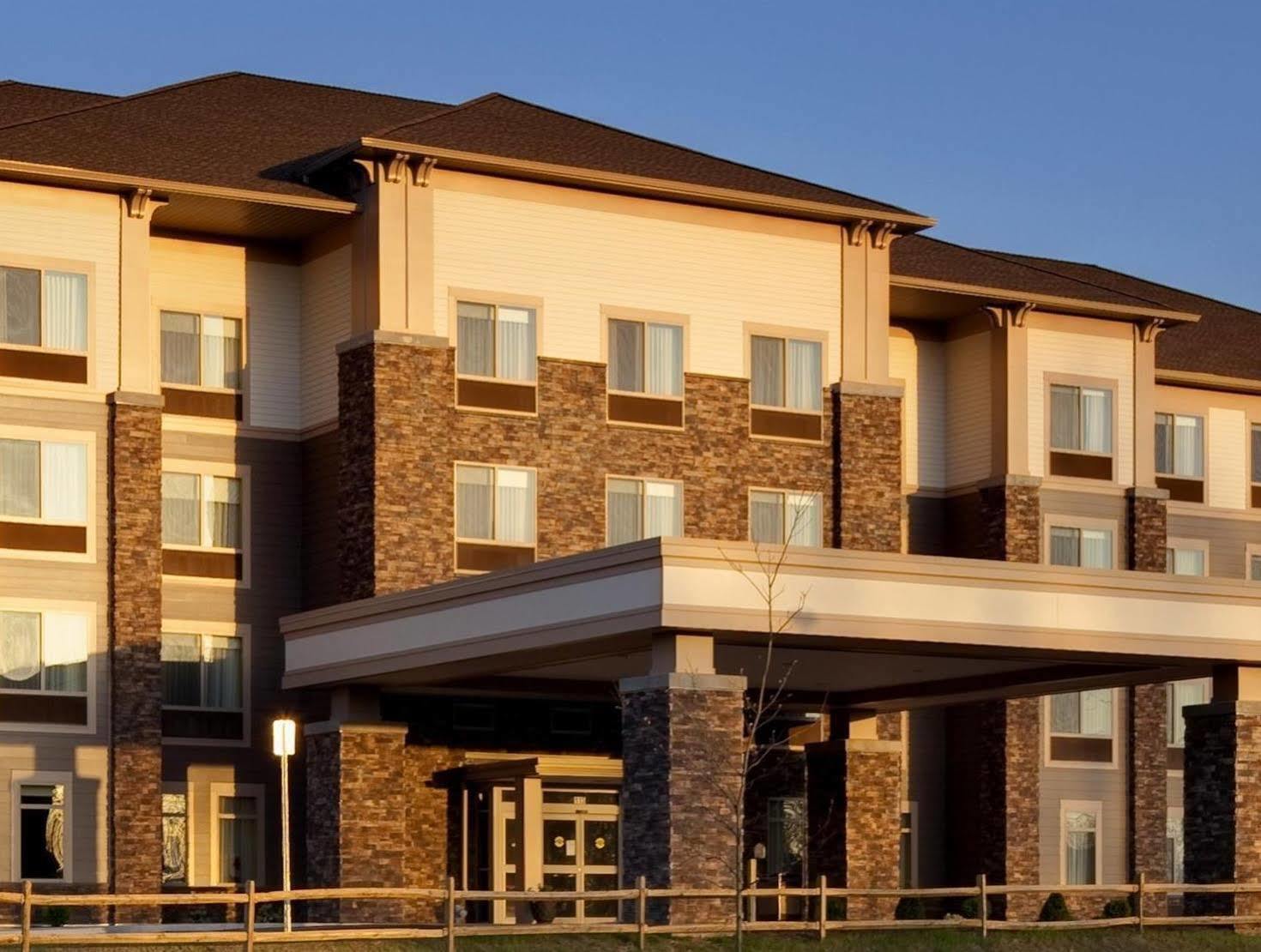 Best Western Plus University Park Inn & Suites State College Extérieur photo